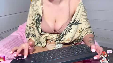 Snapshot of angelok_ chatting on February 23, 7:06 am My name is Ena. You will make me very happy if you subscribe. Love you online show from February 23, 7:06 am