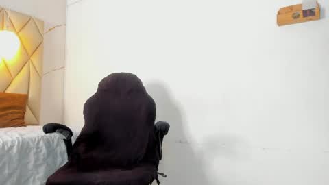 ANGIE online show from July 25, 2:35 pm