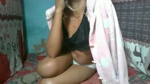 Snapshot of angeltta69 chatting on September 11, 7:25 pm angeltta69 online show from September 11, 7:25 pm