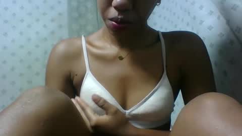 angeltta69 online show from April 28, 7:01 am