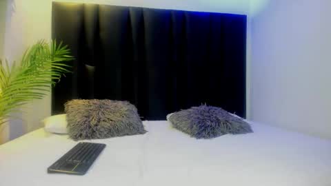 angi_lozano online show from November 11, 9:56 pm