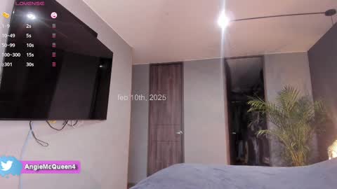 angie online show from February 10, 11:25 am