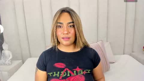 ANGUEL JONES  online show from June 14, 3:41 am
