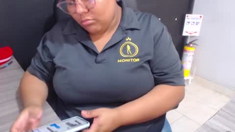 angy online show from June 18, 8:58 pm