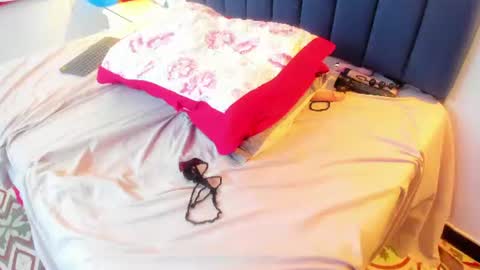 angyrios online show from July 1, 8:41 pm
