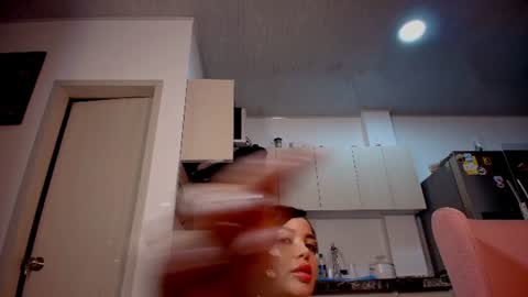 laura  online show from June 23, 3:26 am