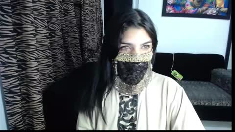 Anissa online show from December 18, 5:23 am