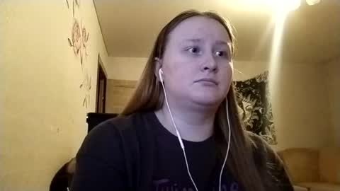 Anika online show from July 30, 9:15 pm
