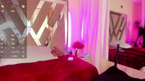 anisha_zambrano online show from May 1, 1:03 pm