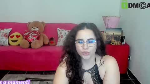 AnissyaX online show from March 3, 7:25 am