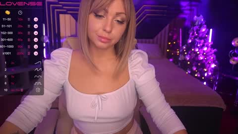 Anita online show from December 15, 3:09 pm