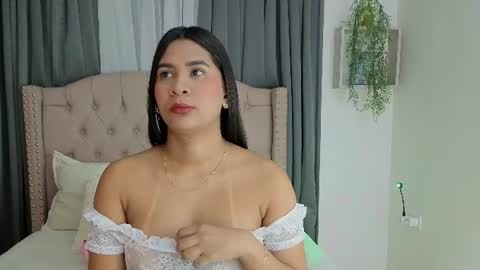 anittafoxx online show from July 4, 11:22 pm