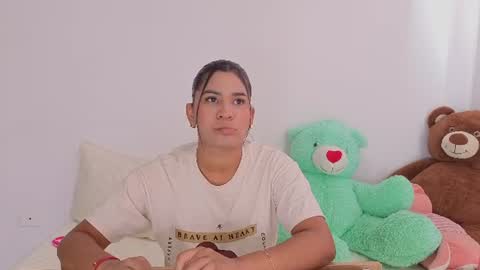 anittafoxx online show from June 14, 7:03 pm