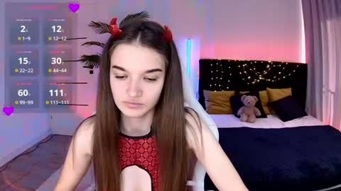 ann_woood online show from June 19, 3:37 pm