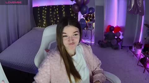 ann_woood online show from March 6, 8:20 am