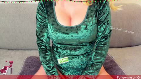 anna online show from December 10, 8:49 pm