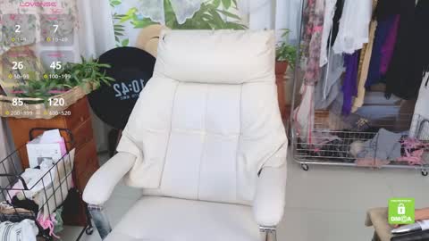 anna6513812 online show from May 27, 2:41 am