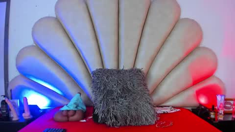 Anna  online show from February 7, 12:17 pm