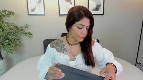 Anna  online show from June 4, 12:31 pm