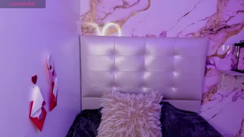 ANNA online show from April 21, 4:25 pm