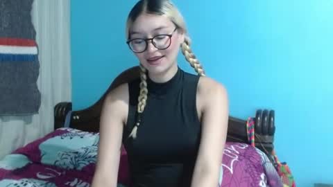 Anna online show from July 21, 8:53 pm