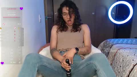 Anna online show from February 20, 3:52 pm