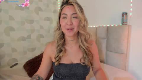 Snapshot of anna_loveu chatting on October 29, 11:29 pm Ana Lucia online show from October 29, 11:29 pm