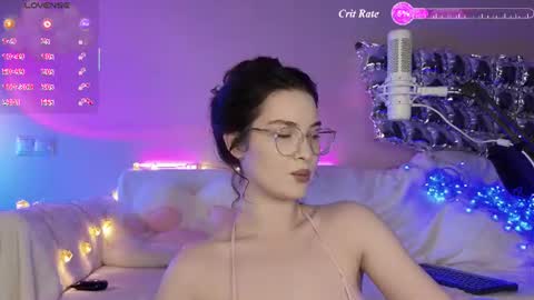 AnnaAoki online show from August 5, 10:10 am