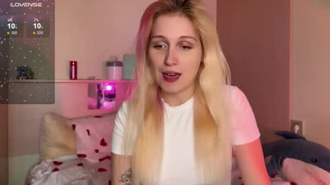 Annabel online show from October 8, 11:36 am