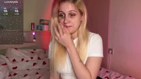 Annabel online show from September 24, 9:08 am