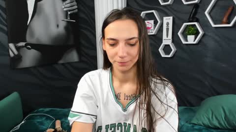 annabishop online show from January 28, 3:04 am