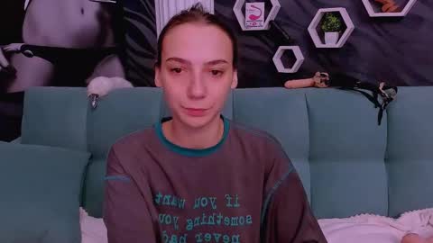 annabishop online show from January 22, 3:09 am