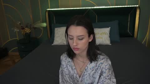 Anna online show from January 9, 9:16 pm