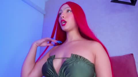 Snapshot of annafoox_ chatting on December 9, 2:56 am annafoox_ online show from December 9, 2:56 am