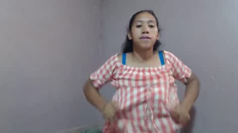 annahhotgirl online show from February 16, 7:04 am