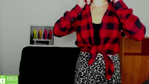 Snapshot of annakillian_kiss chatting on October 2, 5:56 am Anna online show from October 2, 5:56 am