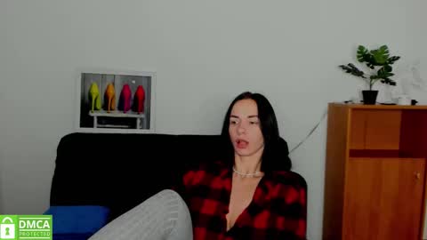 Anna online show from October 31, 7:12 am