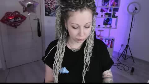 Snapshot of annanebula chatting on October 10, 6:13 pm Anna online show from October 10, 6:13 pm
