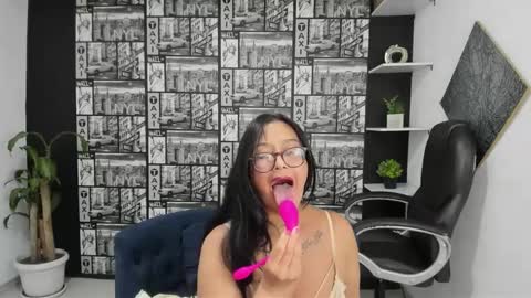   Anna  online show from September 10, 10:32 pm