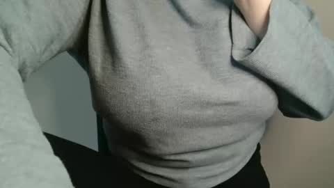 Bella online show from March 9, 3:15 pm