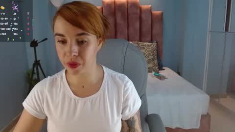anne_blake online show from July 23, 2:42 am