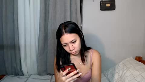 anne_chanelx online show from June 27, 6:36 am
