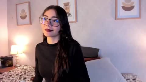 Annie online show from June 25, 4:12 am