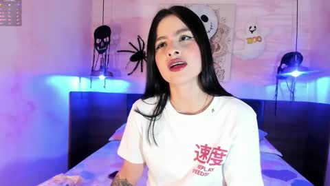 Anne online show from November 4, 3:11 am