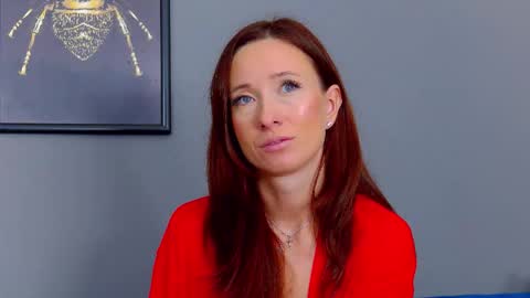 Snapshot of annehove chatting on October 13, 5:21 am Anne online show from October 13, 5:21 am
