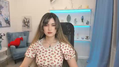 annetli online show from June 15, 6:30 pm