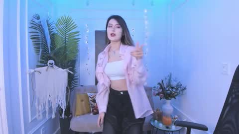 Snapshot of annetli chatting on October 16, 4:04 am annetli online show from October 16, 4:04 am