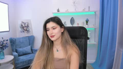 Snapshot of annetli chatting on September 26, 3:48 am annetli online show from September 26, 3:48 am