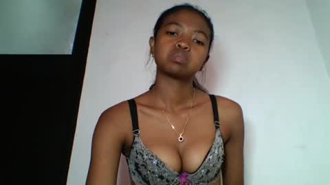 annica86 online show from June 22, 10:01 am