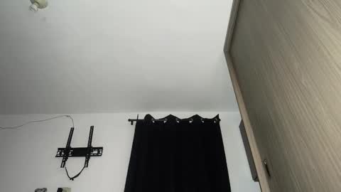 A N G E L online show from October 22, 7:57 am